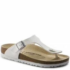 Birkenstock Gizeh Birko-Flor In White -Getoutside Shop b i birkenstock gizeh birko flor white 43733 2 1100x